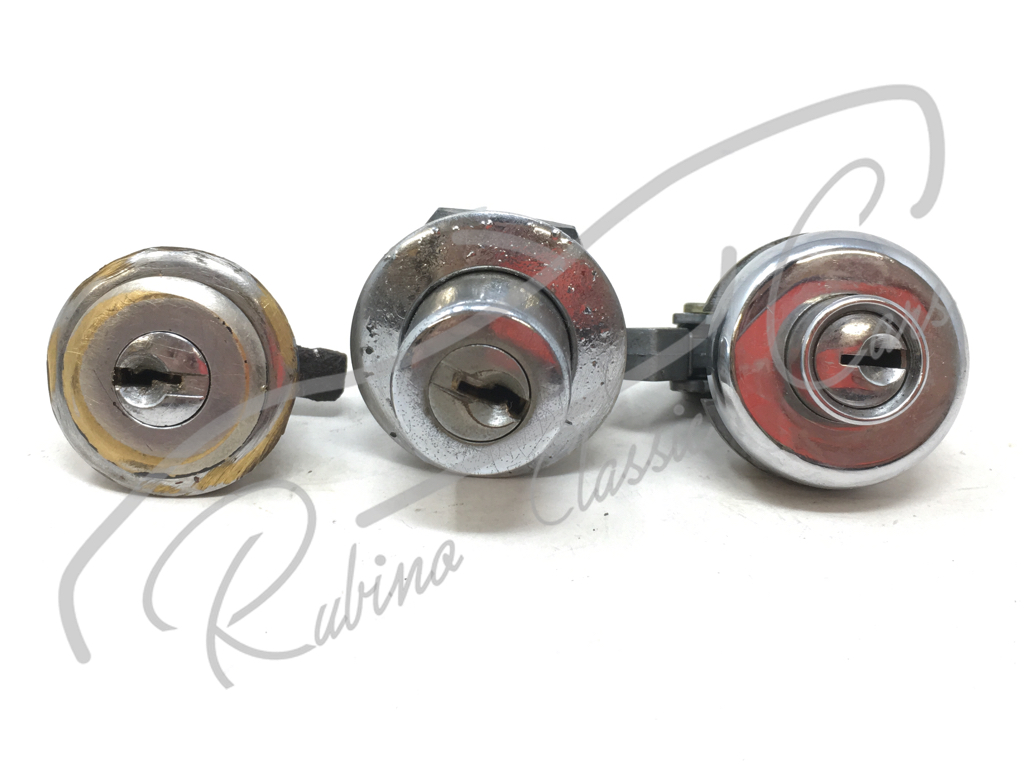 Serratura baule /  tappo benzina / Cassetto oggetti - immagine 3